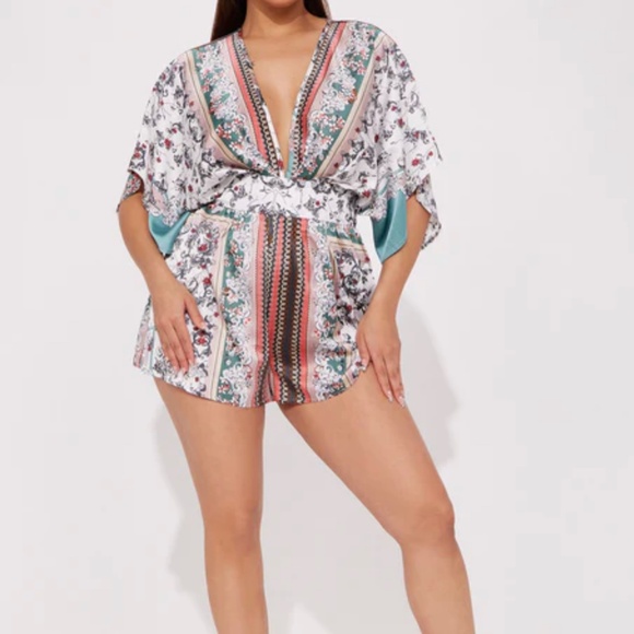 Fashion Nova Romper - Picture 2 of 3
